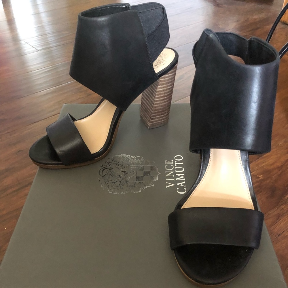 Vince Camuto leather sandals